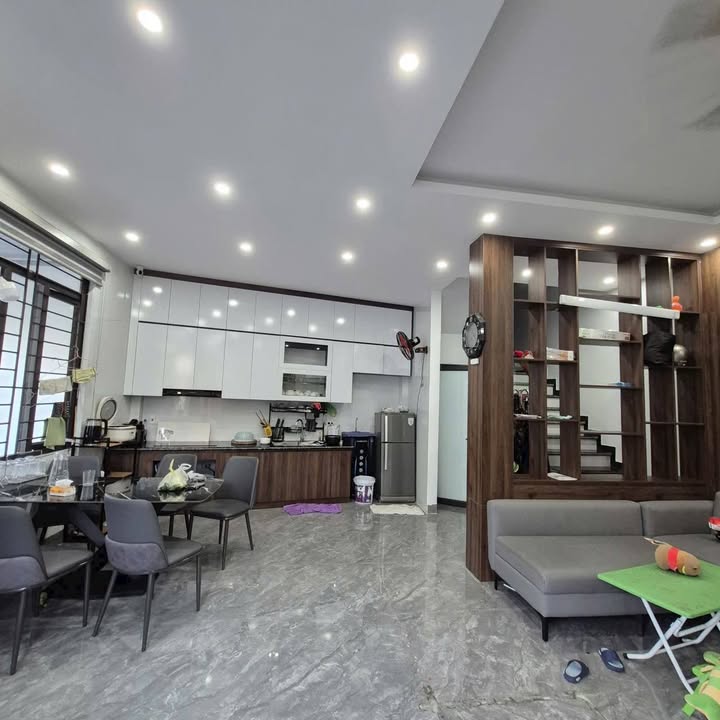 Nhà riêng Hạ Long 54m² 3.5 tỷ - Ô tô vào tận nhà, full nội thất!