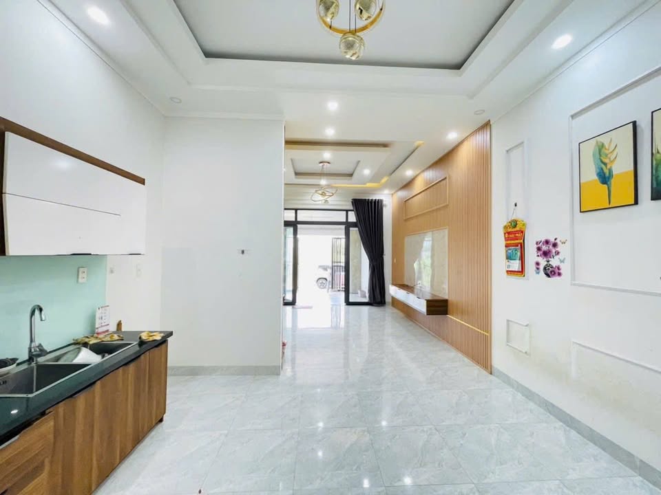 Nhà cấp 4 Hẻm 154/Âu Cơ Pleiku 130m² - Ô tô vào tận nhà!