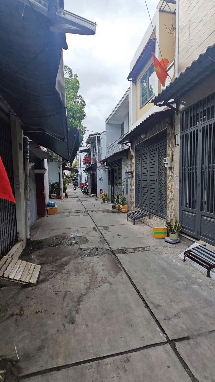 Nhà Hẻm Lê Văn Quới, Bình Tân 60m² Sổ Hồng Riêng - Giá 4.18 Tỷ