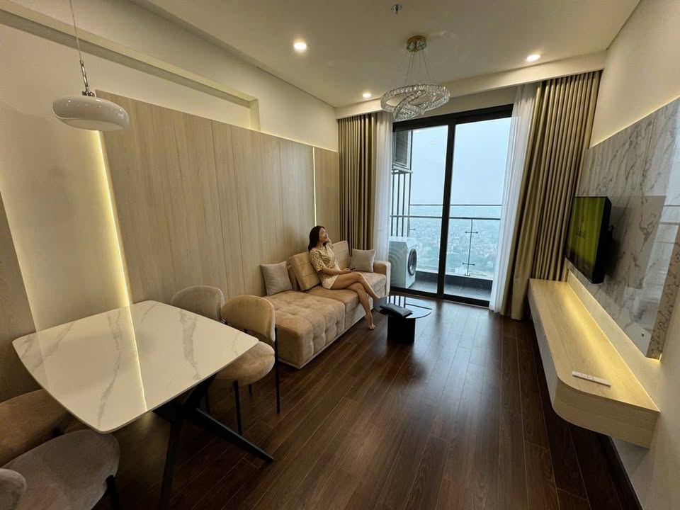 Căn hộ Vinhomes Smart City 47m² View hồ, full nội thất