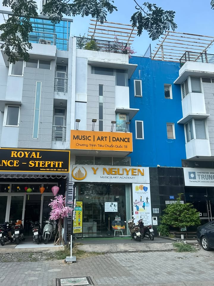 Nhà riêng Quận 7 132m² 24,5 tỷ ngang 6m - Chính chủ bán