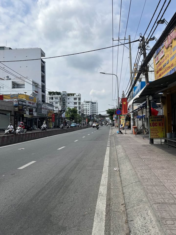 Đất nền Quận 7 Huỳnh Tấn Phát 76m² giá 8.5 tỷ - Pháp lý rõ ràng!