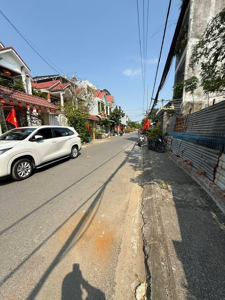 Đất Nền 80m² Trung Tâm Phước Sơn - Sổ Đỏ Sẵn Sàng - Giá 3 Tỷ