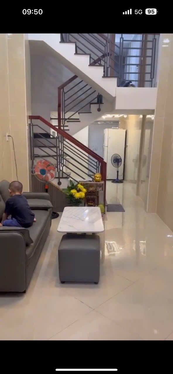 Nhà Nguyễn Văn Cừ Q1 30m² 6.6 tỷ - Sẵn sàng ở ngay