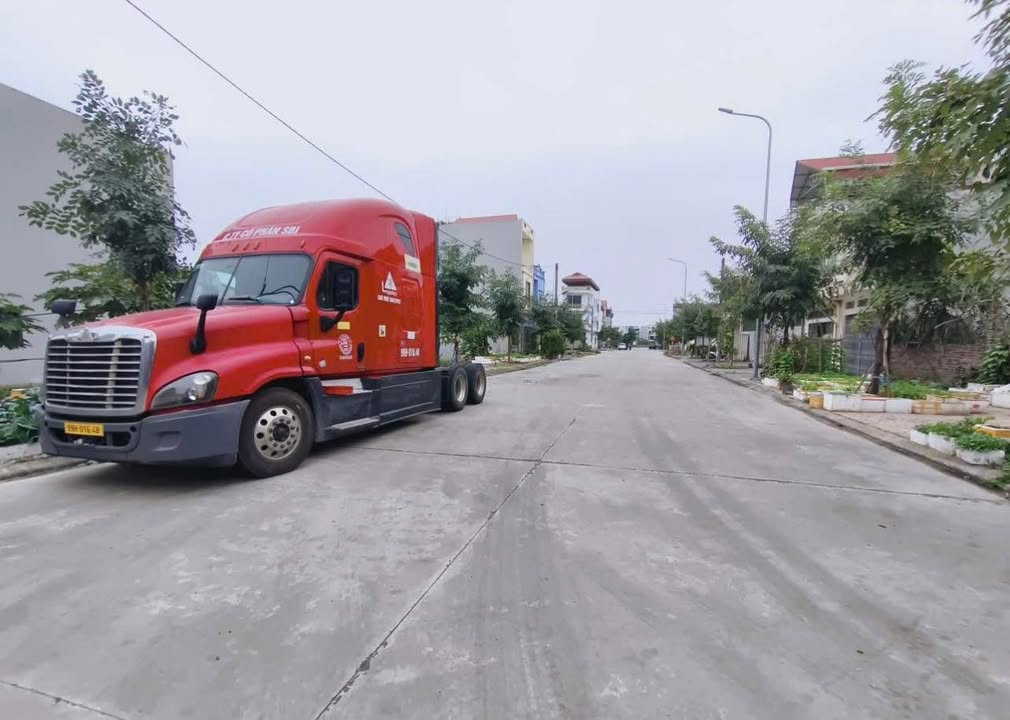 Bán Gấp Đất Nền 100m² Phố Mới Quế Võ, Bắc Ninh - Hướng Đông, Gần QL18