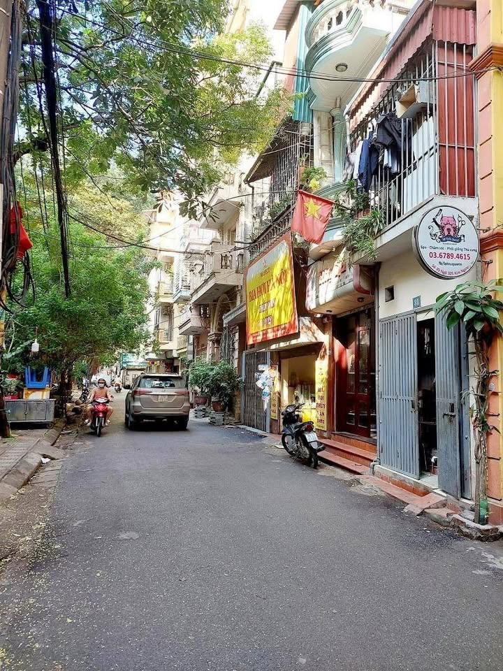 Nhà Phố Kim Ngưu 27m² - 6.1 Tỷ - Ngõ Kinh Doanh, Ô Tô Tránh Gần Hồ Gươm