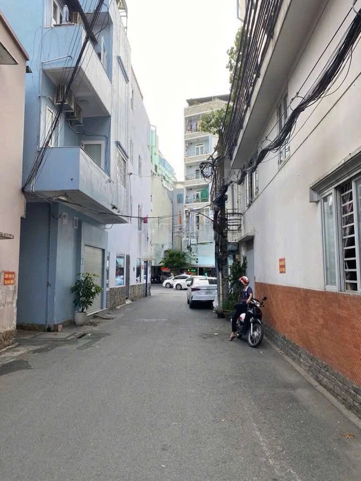 Nhà Nguyên Căn 98I Bạch Đằng, Tân Bình - 3PN, 3 Lầu, Giá 18 Triệu