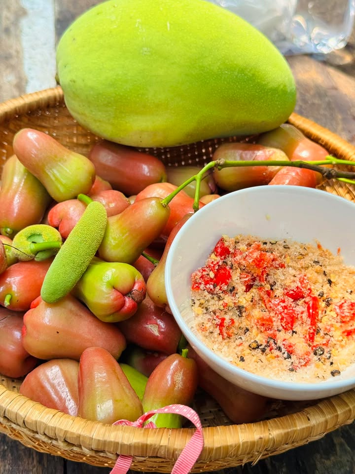 Nhà Mặt Tiền Kinh Doanh 350m² Sổ Đỏ Full Thổ Cư - Xã Suối Cát, Đồng Nai