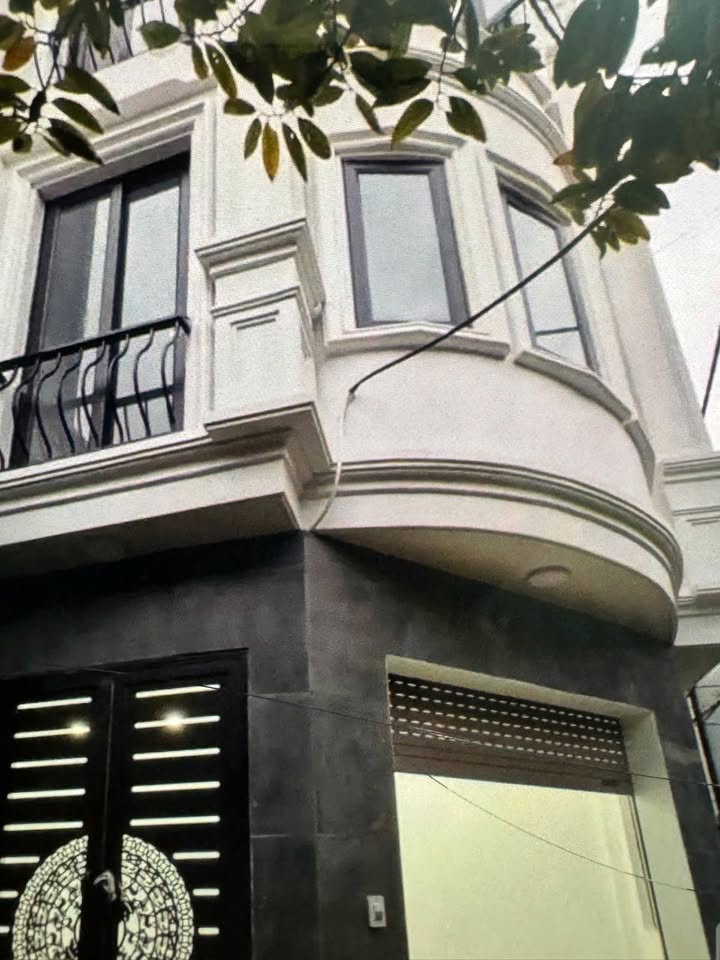 Nhà Riêng Di Trạch Hoài Đức 35m² - Ô tô đỗ cửa, Vị trí đẹp!