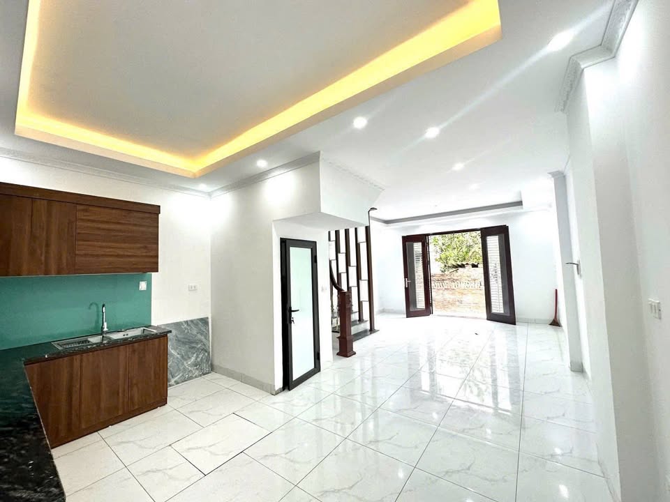 Nhà 45m² 4 Tầng Giáp Đại Lộ Thăng Long - Giá 4.05 Tỷ