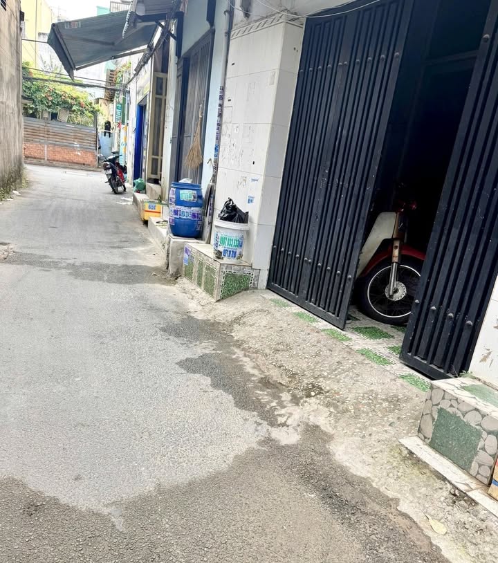 Đất Tặng Nhà Phường Linh Xuân, Thủ Đức 41m² - Sổ hồng công chứng ngay!