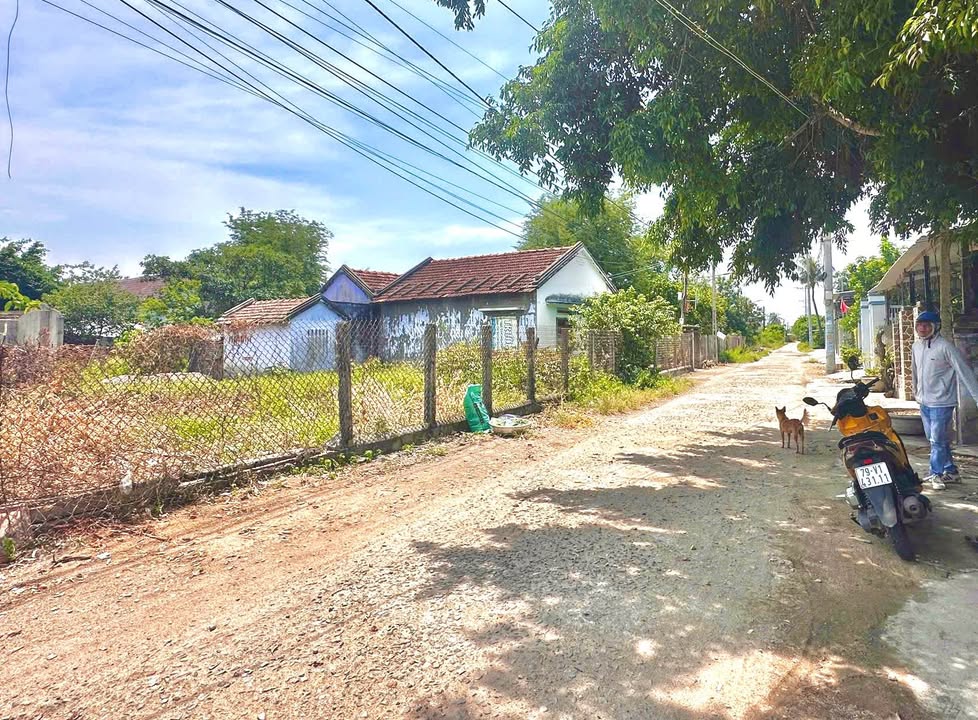 Đất Thổ Cư 280m² Vạn Phú, Khánh Hòa - Giá 900 Triệu, Sẵn Sàng Xây Dựng