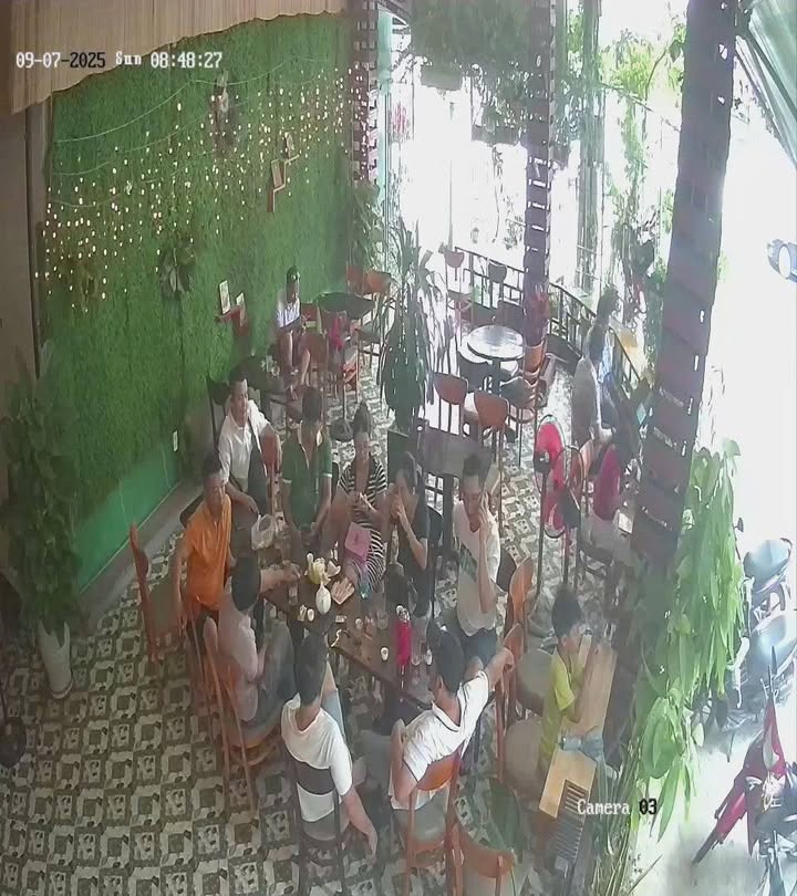 Sang Quán Cafe Mặt Tiền Ngay Ngã 3, Nha Trang - 150m², Sẵn Sàng Kinh Doanh