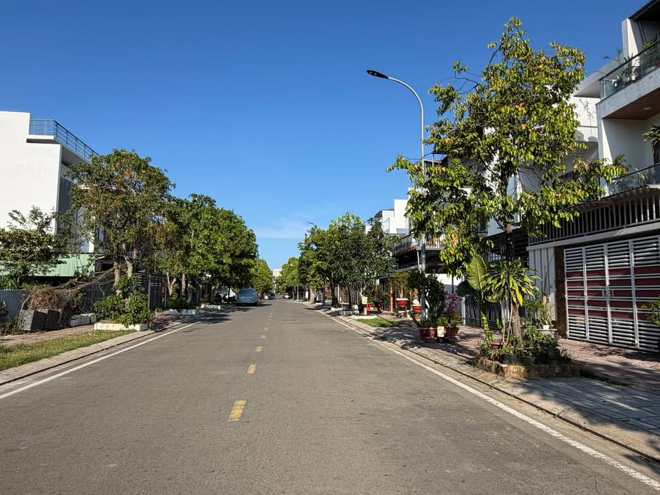 Đất nền 100m² Mỹ Gia, Cam Lâm - Lô góc hướng Tây Bắc, giá 5.95 tỷ