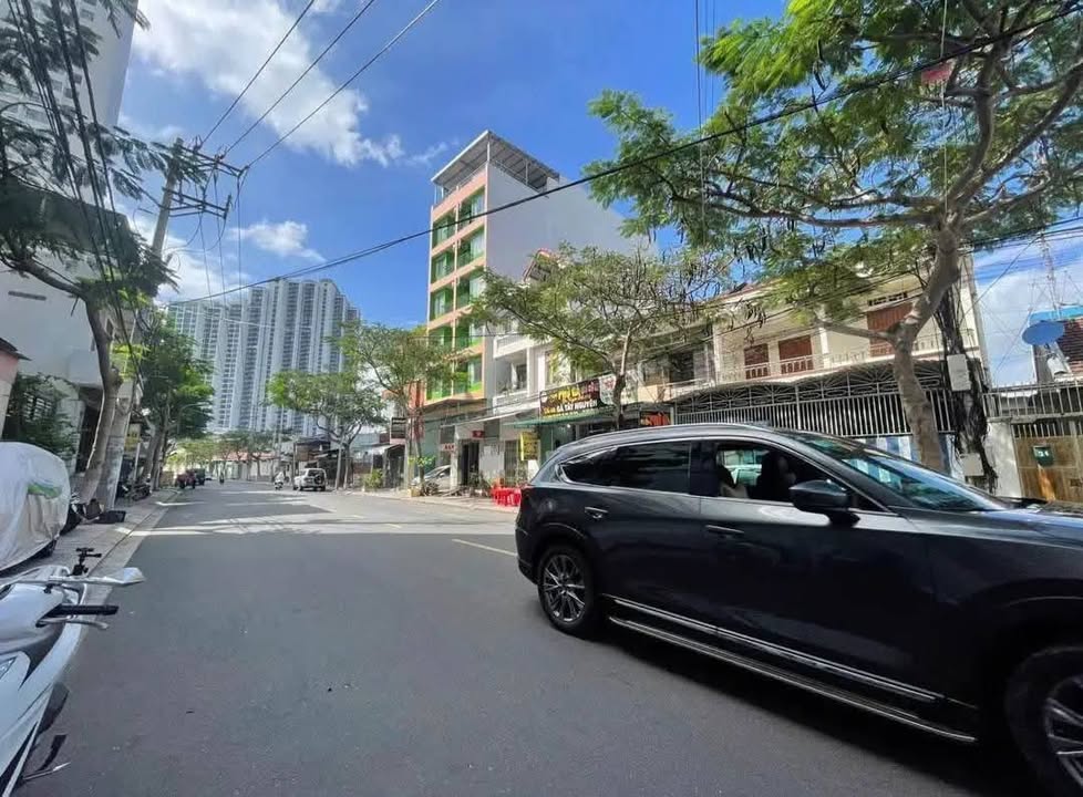 Nhà Vườn Mặt Tiền Dương Hiến Quyền, Nha Trang - 231m² - 27 Tỷ