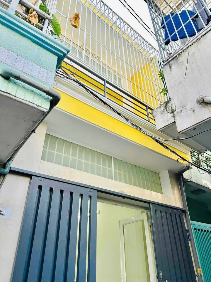 Nhà riêng Bông Sao P5 Q8 36m² - Sổ hồng sẵn, giá tốt!