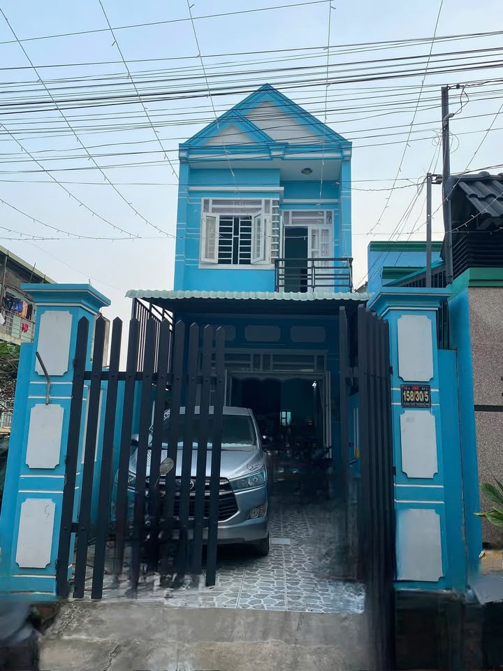 Nhà Riêng Ấp 3xtt Hóc Môn 100m² - Ô tô vào tận nhà!