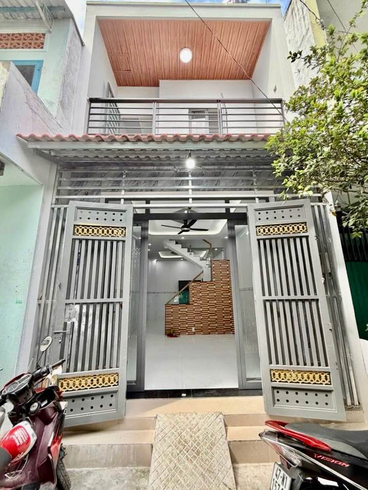 Nhà 2 Tầng Bình Long 40m² - Giáp Tân Phú, Giá 4.7 Tỷ TL