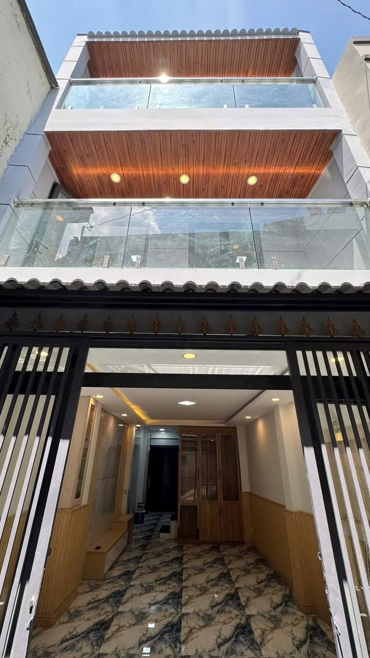 Nhà riêng Dương Bá Trạc Q8 5.5 tỷ - Sổ hồng sẵn, vào ở ngay!