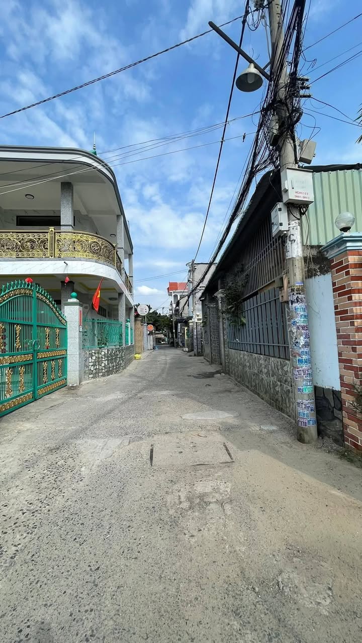 Nhà Cấp 4 Thủ Đức 111m² Ngang 7m - Hẻm Xe Hơi, Giá 4.8 Tỷ TL