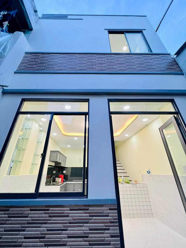 Nhà 2PN Tân Phú 28m² Giá 3.35 Tỷ - Sẵn Sàng Vào Ở Ngay