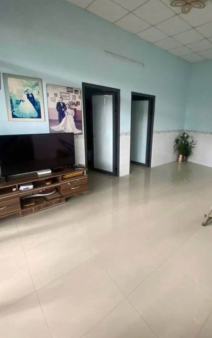 Nhà Nguyên Căn Hẻm 383 Nguyễn Văn Cừ BMT 4.5 Triệu - Sẵn Sàng Ở Ngay!