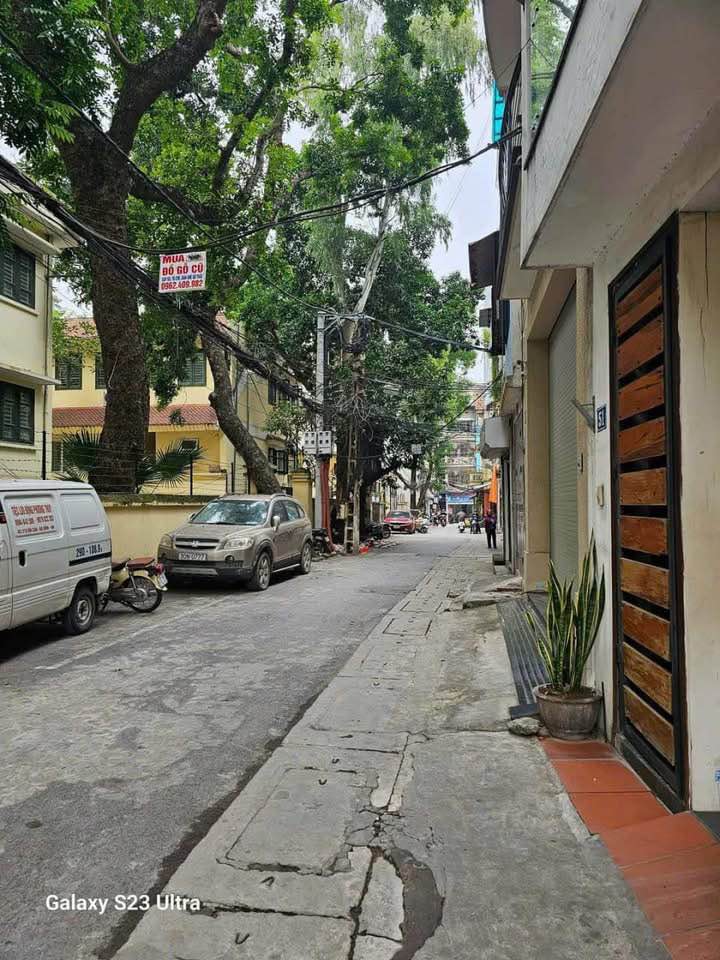 Nhà Lô Góc Đội Cấn 50m² x 5 Tầng - 3 Mặt Thoáng, Gần Ô Tô - 13 Tỷ