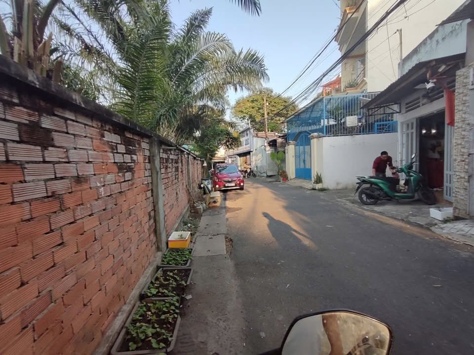 Nhà Cấp 4 Linh Xuân 80m² - Ô Tô Ngủ Trong Nhà - Giá 4.4 Tỷ