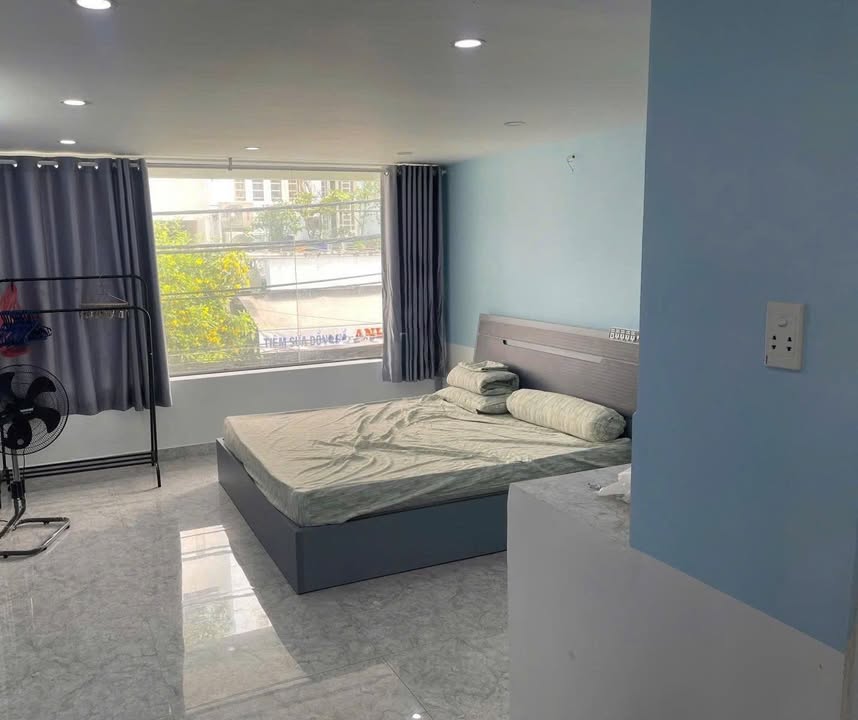 Nhà Lô Góc Dương Bá Trạc, Q8 - 75m², 35 Triệu/tháng - Mặt tiền kinh doanh!