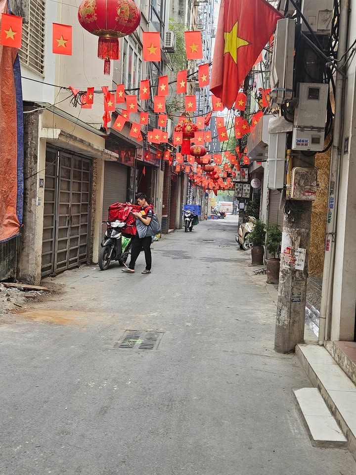 Nhà Ngõ 35 Lê Đức Thọ 47m² 1x Tỷ - Ô tô vào tận nhà!