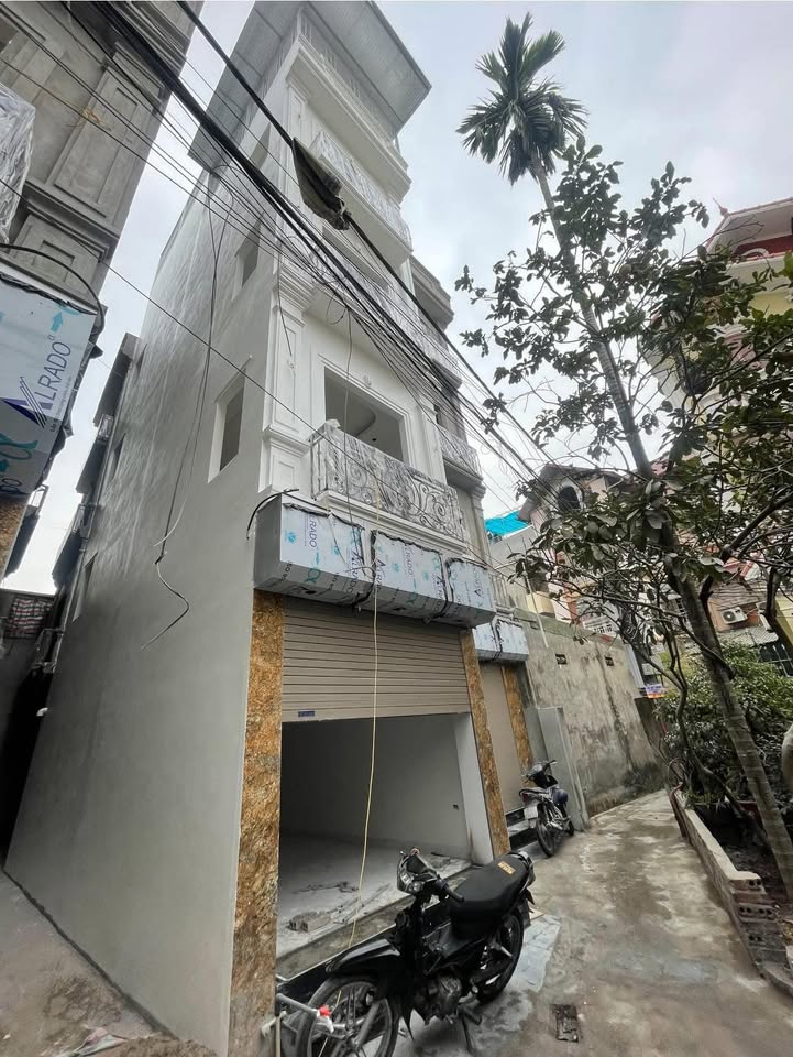 Nhà Phố Vĩnh Tuy 40m² x 5 Tầng - Gần Times City, Giá Dưới 6 Tỷ