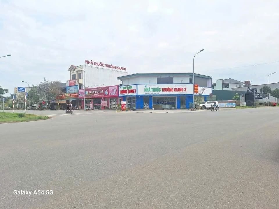 Đất nền Việt Trì 100m² giá 2.9 tỷ - Đất thổ cư 100%!