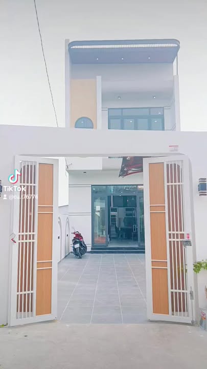 Nhà Phố Cần Giuộc 159m² - Mặt tiền kinh doanh đắc địa!