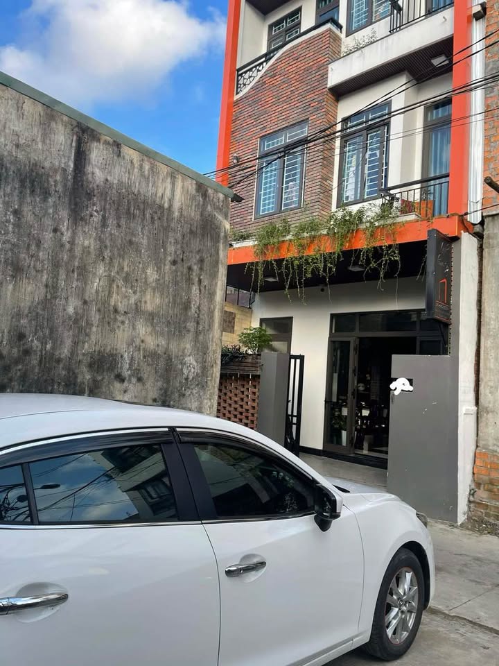 Homestay 80m² Nguyễn Công Trứ, Huế - Kinh doanh tốt, Sổ chính chủ