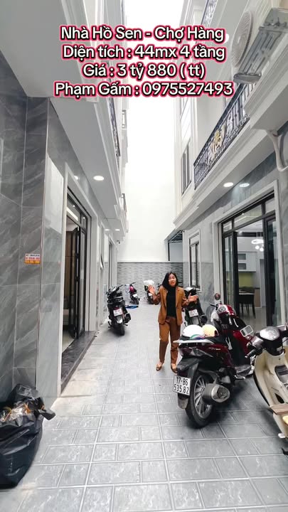 Nhà riêng Dư Hàng Kênh 44m² - Ô tô đỗ cổng, sẵn sàng ở ngay!