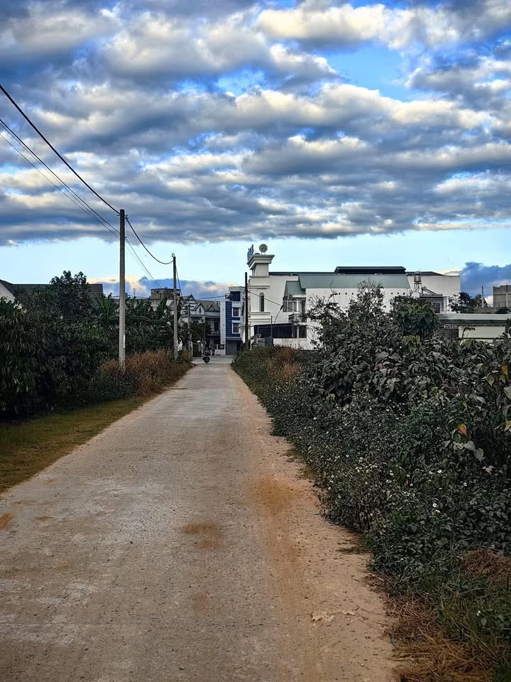 Đất thổ cư 250m² Thị trấn Sa Thầy, Kon Tum - Sổ đỏ sẵn sàng giao dịch