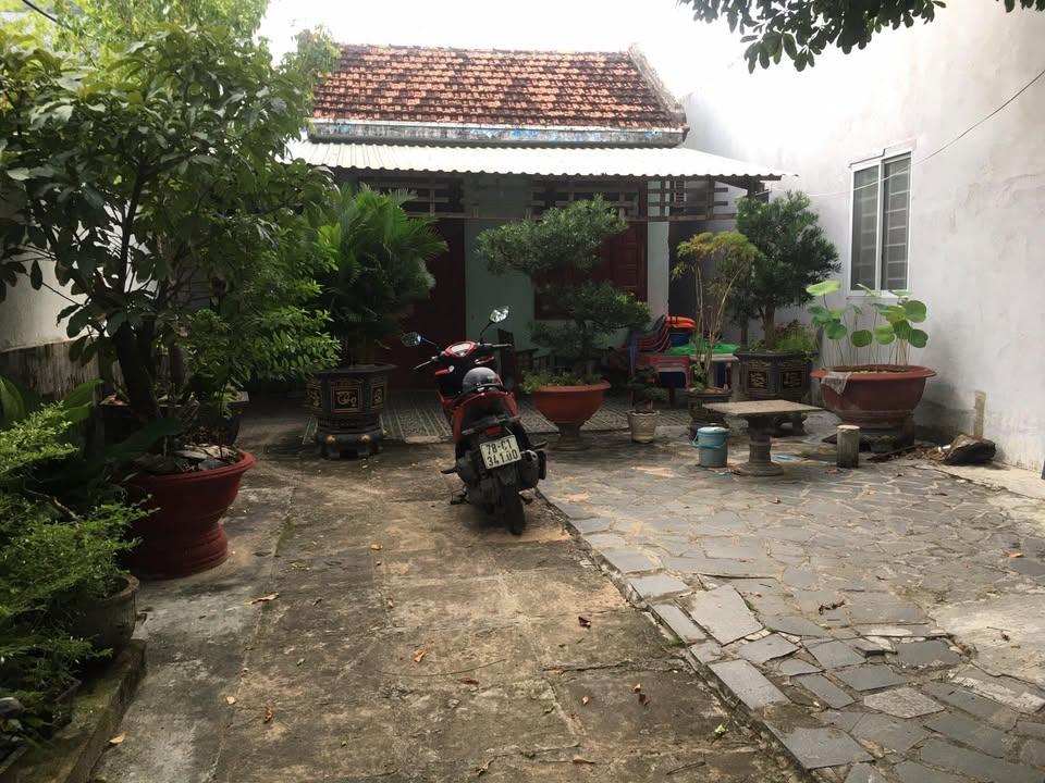 Nhà riêng Huyện Đông Hòa, Phú Yên 250m² - Chính chủ bán, Sổ đỏ sẵn sàng!