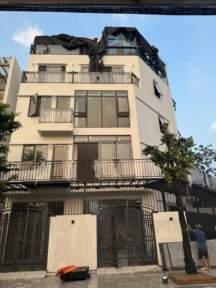 Văn phòng KĐT FLC Đại Mỗ 260m² giá 20 triệu - Sẵn sàng làm việc ngay