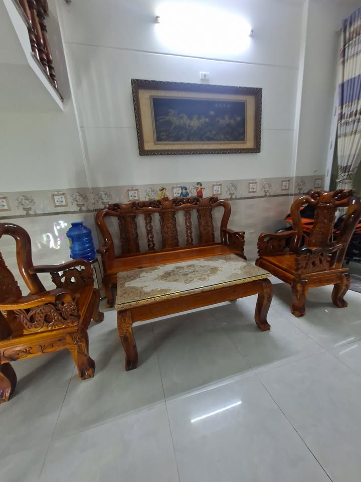 Nhà 3 Tầng Hẻm Lê Hồng Phong, Quy Nhơn - 42m² Giá 2 Tỷ