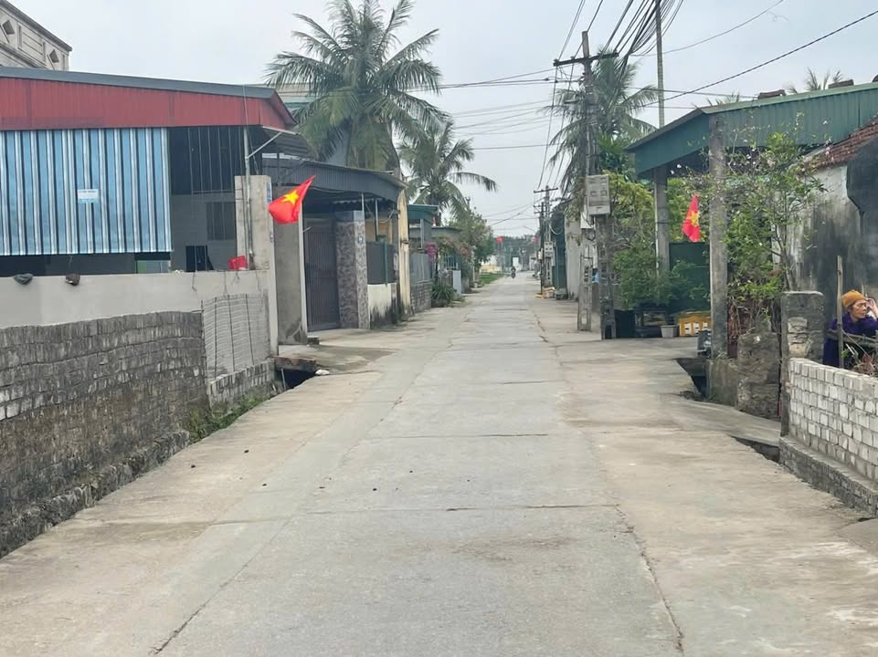 Đất nền 100m² Thôn Tân Hậu, Quảng Xương - Sổ hồng full thổ cư, ô tô vào tận nơi