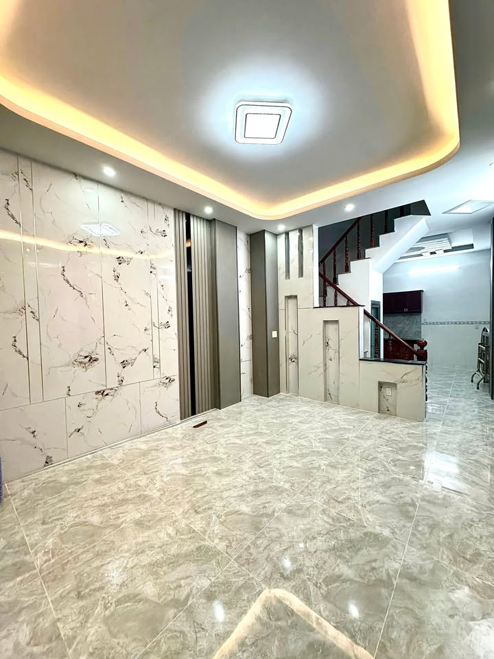 Nhà Lầu KDC Thới Nhựt Cần Thơ 80m² giá 8 triệu - Vị trí đẹp!