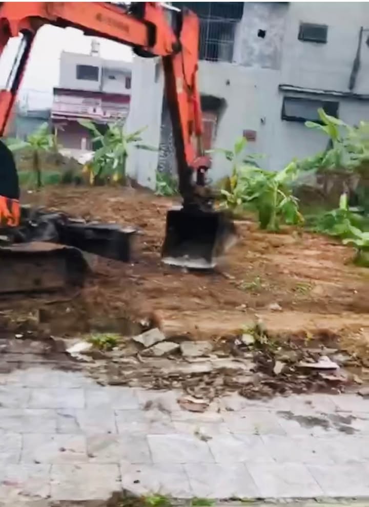 Bán đất Hà Đông 100m² - Sổ đỏ sẵn, giá tốt 1.9 tỷ