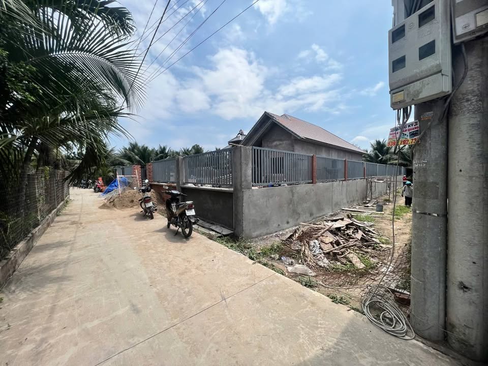 Đất nền Mỹ Phong, Bến Tre 144m² - Sổ đỏ chính chủ, giá chỉ 690 triệu!