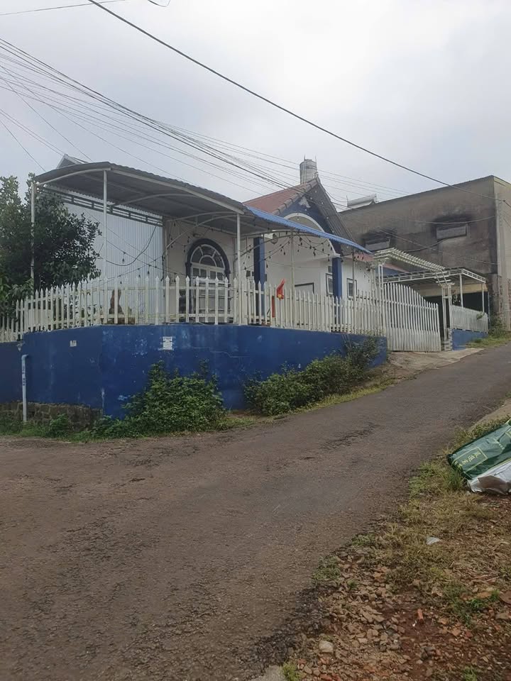 Nhà hẻm Lý Thái Tổ Bảo Lộc 164m² 2,2 tỷ - Ô tô vào nhà