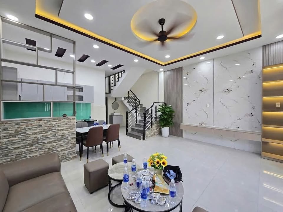Nhà riêng Nguyễn Đình Tứ 55m² giá 4.3 tỷ - Chính chủ bán gấp!