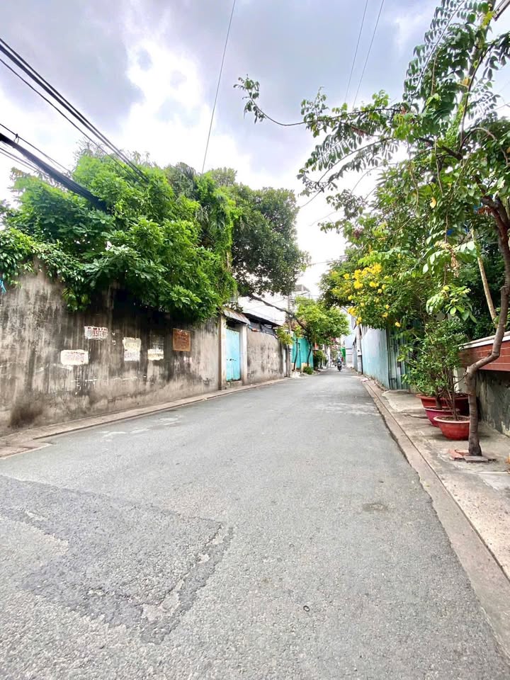 Nhà Trường Chinh, Tân Bình 138m² - Vị trí đẹp, xây CHDV!