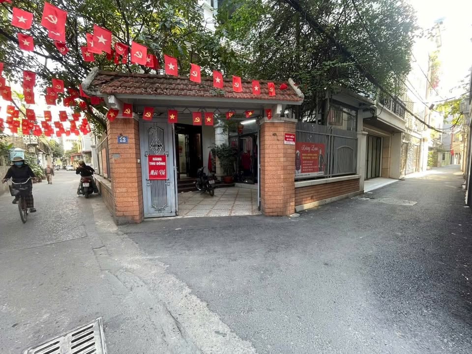 Đất nền Bồ Đề 100m² - Sổ đỏ chính chủ, ô tô vào tận nơi!