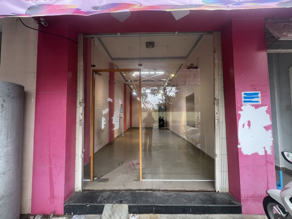 Mặt bằng Đường Núi Thành, Hải Châu 35m² - Mặt tiền kinh doanh thu hút!