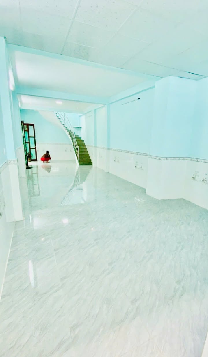 Nhà 80m² Nguyễn Văn Luông Q6 - 5 Tỷ - Hẻm Rộng Ô Tô Đỗ Cửa