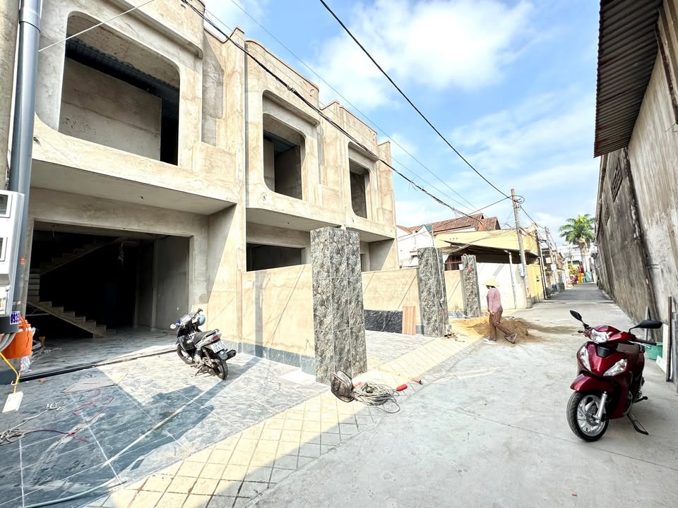 Nhà 1 trệt 1 lầu Hóa An, Biên Hòa 70m² - Sổ hồng sẵn, ô tô vào tận nơi!